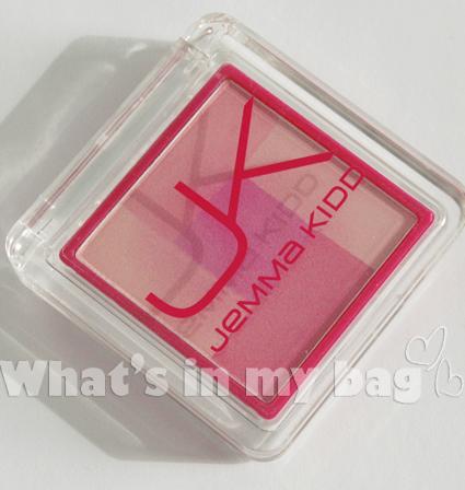 A close up on make up n°57: Jemma Kidd, In Vogue Perfect Blush °01 Rodeo Drive