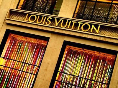 Etoile Louis Vuitton: the Bright Sparkling of Fame