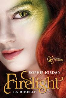 Recensione, FIRELIGHT di Sophie Jordan