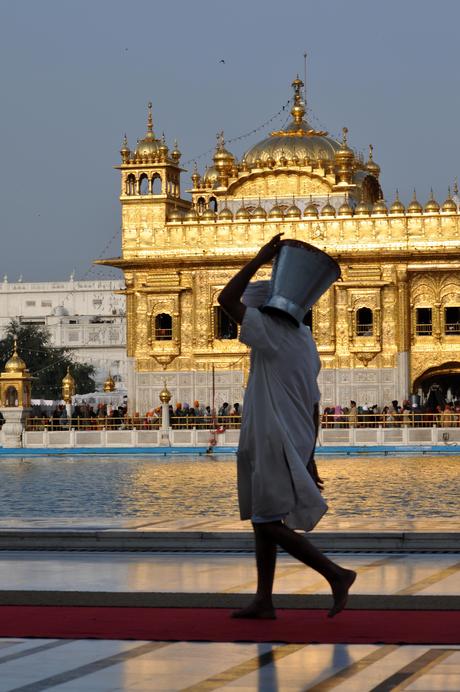 Mumbai, cronaca di un viaggio di fantasia (e moda)