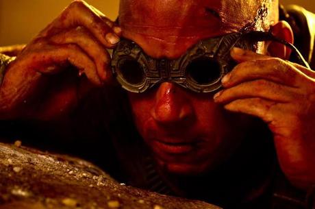 Una terza immagine dal set di Riddick 3 e un aggiornamento alla sinossi ufficiale