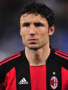 Van Bommel: “Con il Napoli e’ una partita scudetto”