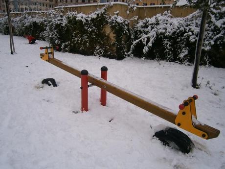 Roma si sveglia sotto la neve