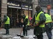 profughi libici? Tutti spalare neve.