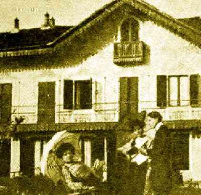 Il Meleto era la casa di campagna in cui Cozzano studiava, componeva e viveva il suo disincanto di poeta liberty, ironico e intimista.