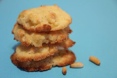 Brutti ma buoni - Biscotti Rustici all'Ananas & Pinoli