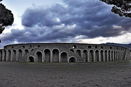 Amphitheatre of Pompeii -blood and sand-