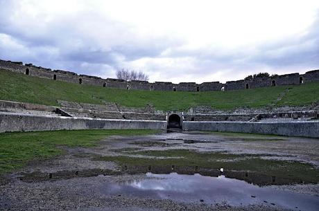 Amphitheatre of Pompeii -blood and sand-