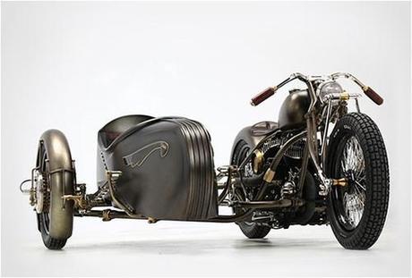 Three is the magic number : Sidecar Inside