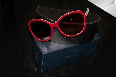 It's a Prada day!!! It's a Prada day!!!