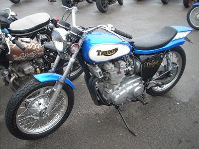 Triumph Trident Tracker