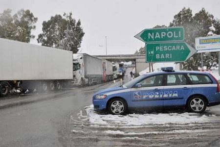 neve Napoli Neve e gelo da Nord a Sud. Il tempo in Italia