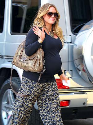 Moms to be : Hilary Duff & Jessica Simpson!
