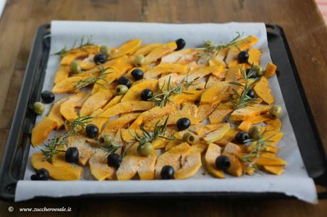 Zucca al forno con rosmarino e olive