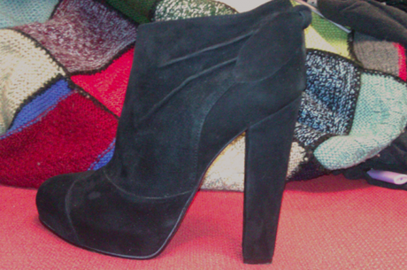 ShoeRoom #40 Benetton Black “Block Heeled” Booties