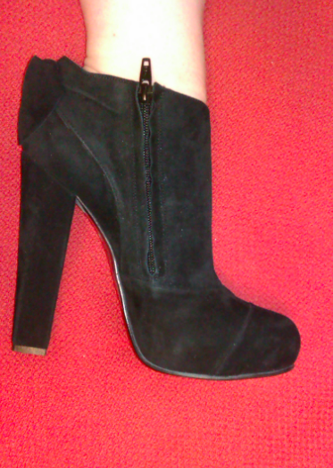 ShoeRoom #40 Benetton Black “Block Heeled” Booties