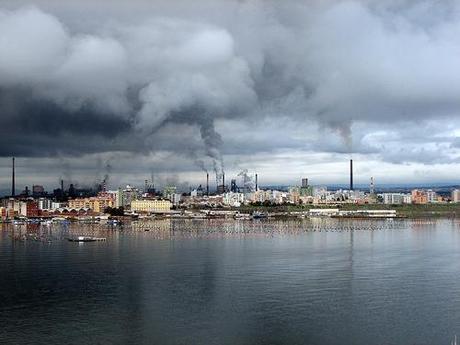 Ilva, la più grande fabbrica di acciaio e di tumori d’Europa