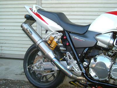 Honda CB 1300 SF by Power Builder