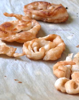 Le cartellate al Vincotto che arrivano dalla bis-nonna...(al forno e fritte)