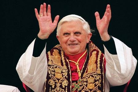 ratzinger “Entro 12 mesi il Papa morirà” prima pagina sul Fatto Quotidiano!