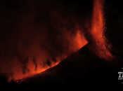 Etna, spettacolare eruzione notte scorsa. VIDEO