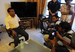 Maldive: Nasheed chiede nuove elezioni e critica la posizione degli USA.