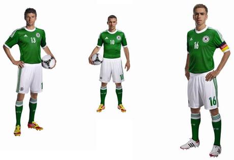 Calcio, Euro 2012: adidas riveste la Germania di verde con il kit Away. Storia, passione e tradizione