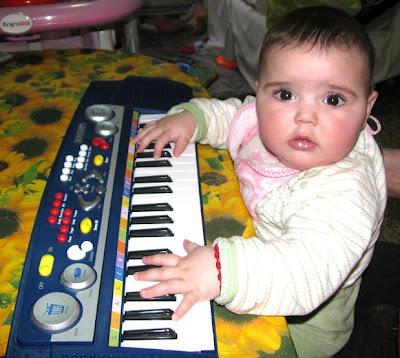 CON IL NASO ALL'INSU' - INSALATA CON PESCE SPADA AFFUMICATO, MANGO, SEDANO E ARANCIA