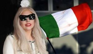 lady gaga,vuole un figlio da un italiano, gossip