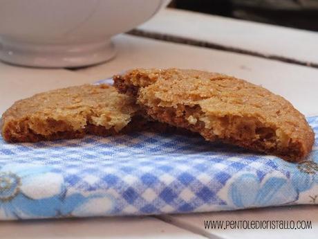 Biscotti alla margarina, zenzero e cannella