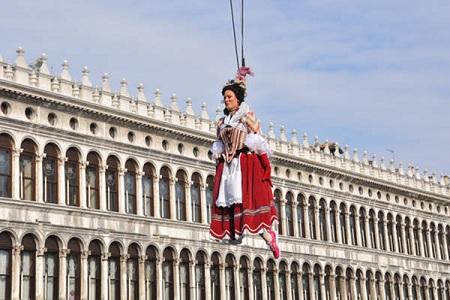 volo dellangelo2 Carnevale a Venezia, volo dell’Angelo. FOTO