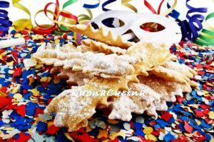 Le chiacchiere il più tradizionale, il più allegro ed il più semplice dei dolci di Carnevale…