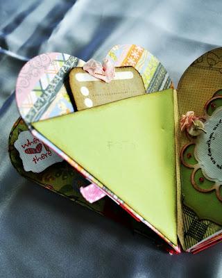 Ippity Stamps and Valentine: un mini album tutto da scoprire !