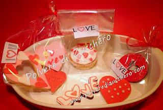 Biscotti & cupcake per San Valentino!