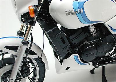 Yamaha RZ 350 by Max Moto Modeling