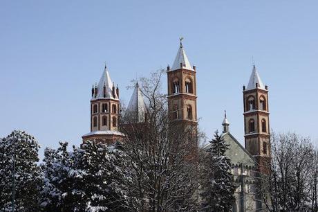 there is no place is like home - Vercelli : an intro to its treasures and its food