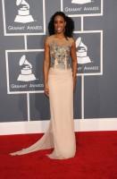 kelly rowland - alberta ferretti (gioielli lorraine schwartz)