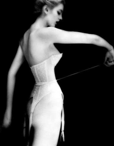 Lillian Bassman, si chiude lo sguardo