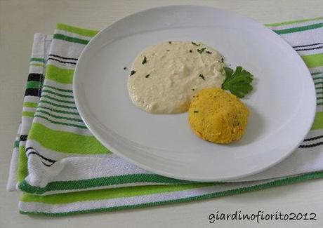 Falafel di lenticchie rosse e hummus di lenticchie