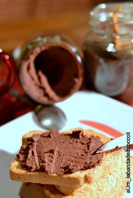 La merenda del campione? Finta nutella con tè speziato home made