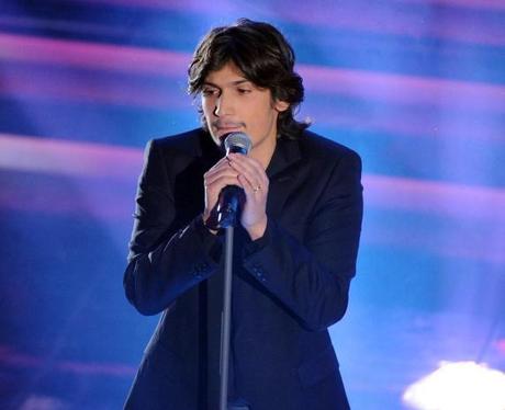 Pagelle Sanremo 2012, puntata 2: quella smutandata di Belen