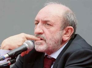 Umberto Galimberti: un sito web smaschera le frodi e i suoi plagi