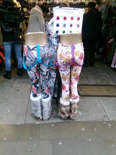 STILE GOTICO PUNK.... UN GIRO PER CAMDEN TOWN