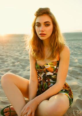 Imogen Poots in Dolce & Gabbana su Tank Spring 2012