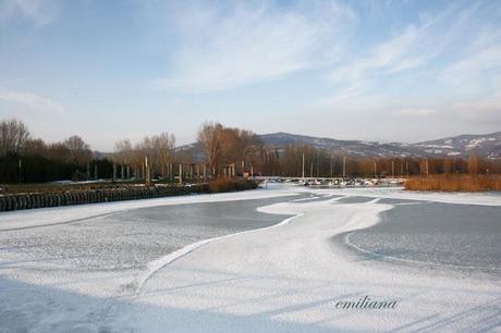 Il Lago Trasimeno ghiacciato