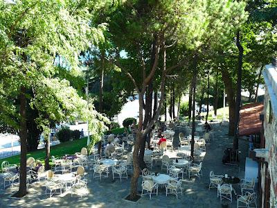 Un kofte in compagnia, Istanbul