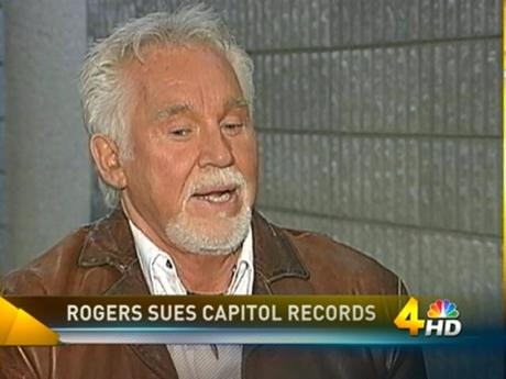 Kenny Rogers cita la Capitol Records in giudizio a Nashville