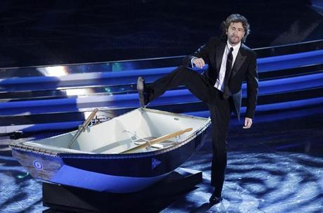 Sanremo 2012 : grande successo per il monologo di Siani