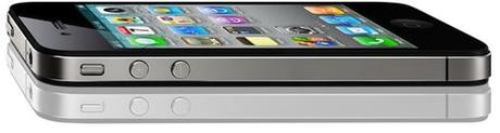 Apple risarcirà i clienti dell’iPhone 4 per il problema dell’antenna.