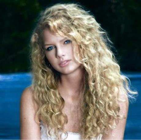 Taylor Swift Hairstyles: What is your favorite?